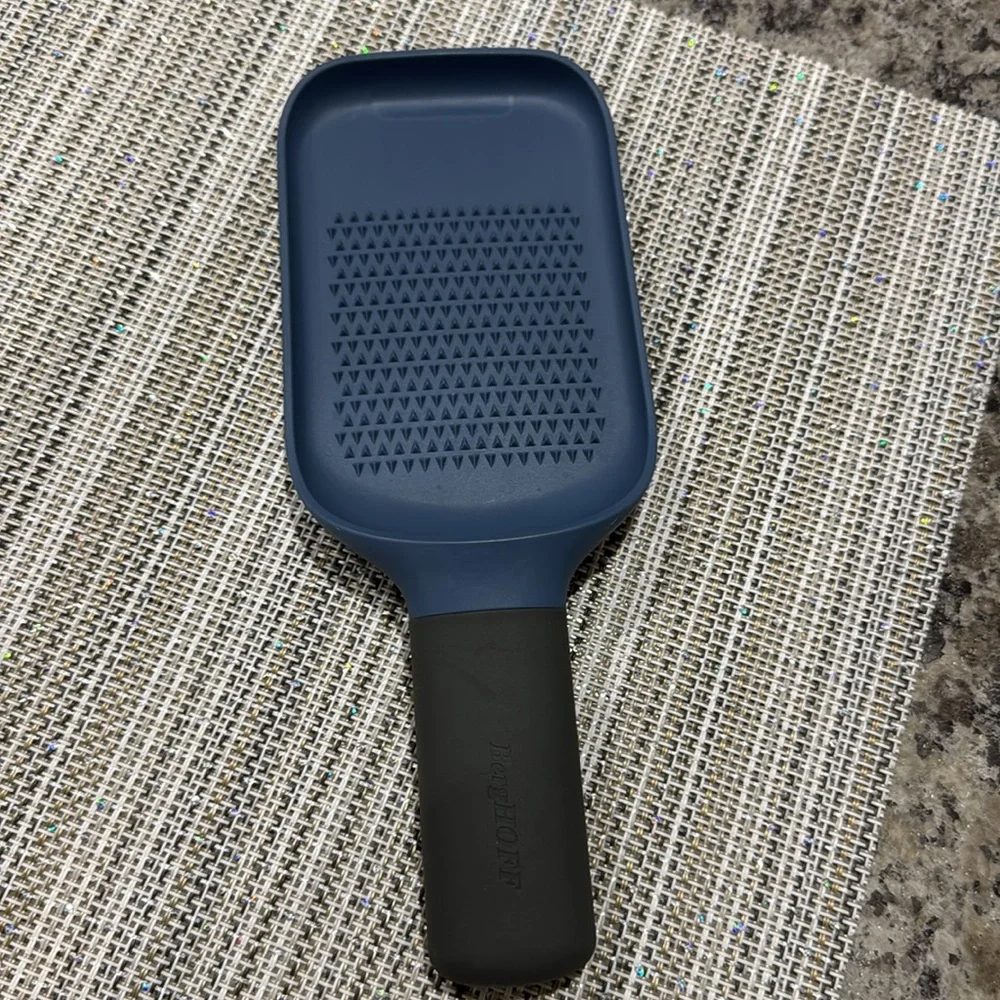 Berghoff Multifunctional Paddle Grater - Picture 6 of 9